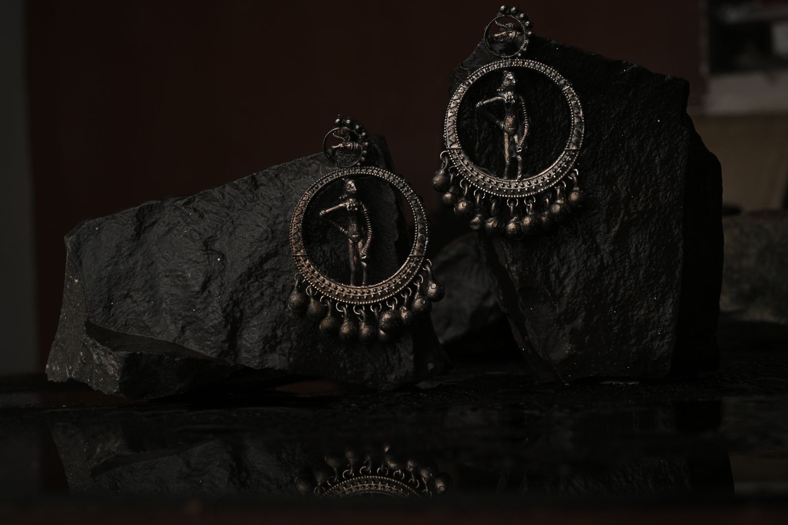 Geometric brass earrings inspired by temple frieze patterns — image 2