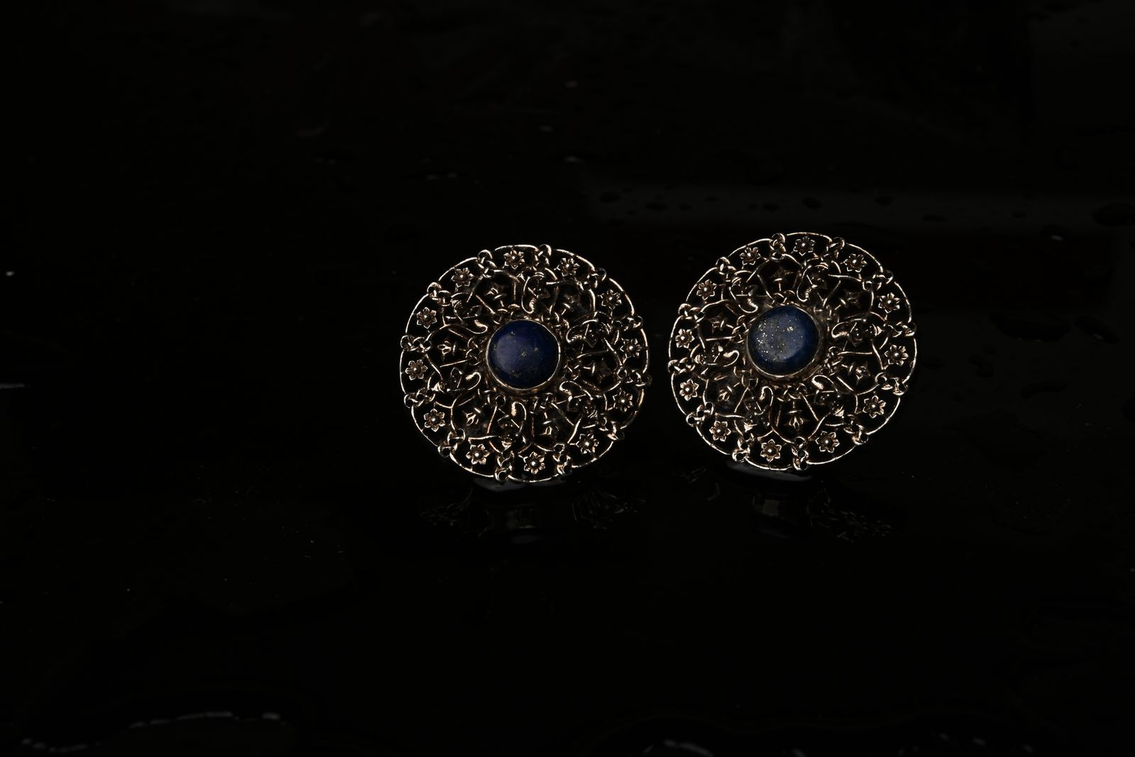 Delicate silver earrings from folk metalwork traditions — image 5