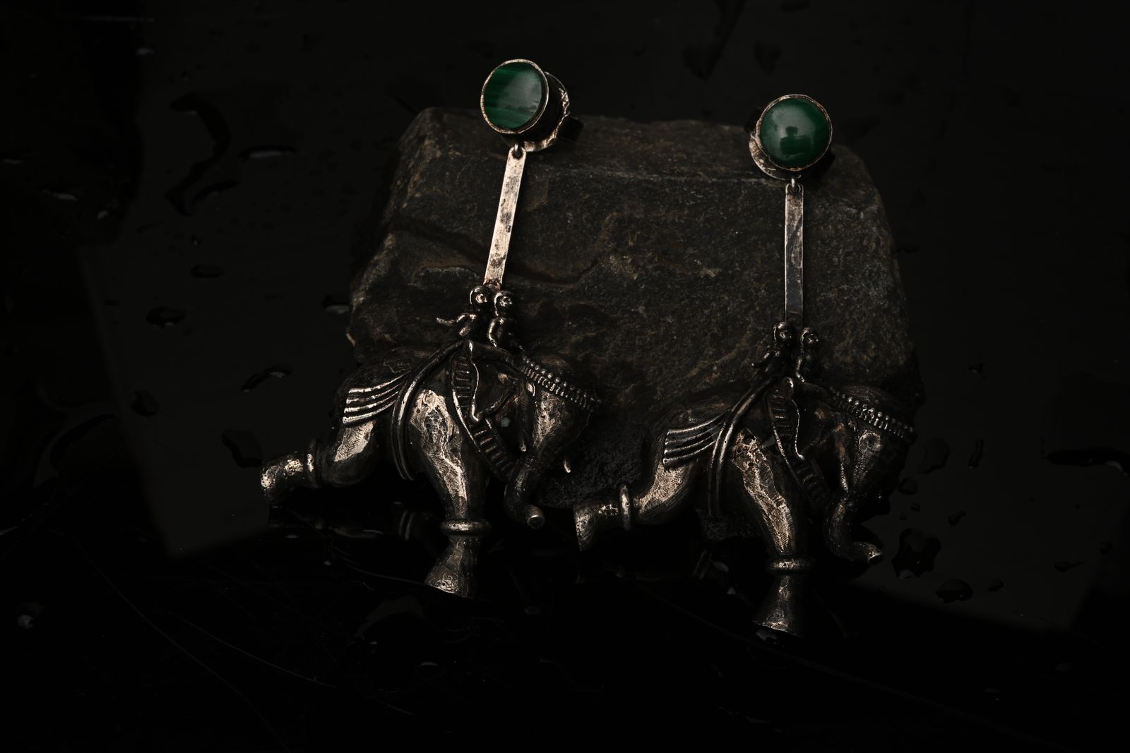 Brass earrings inspired by temple carving motifs — image 2