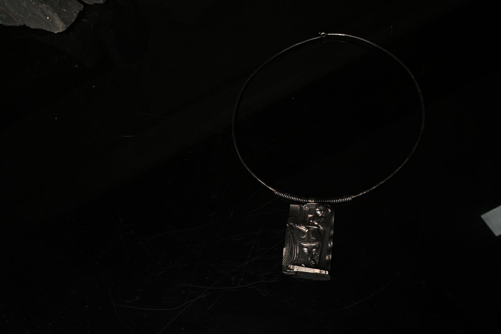 Set XXII — Coin — jewellery set by Krttika Studio