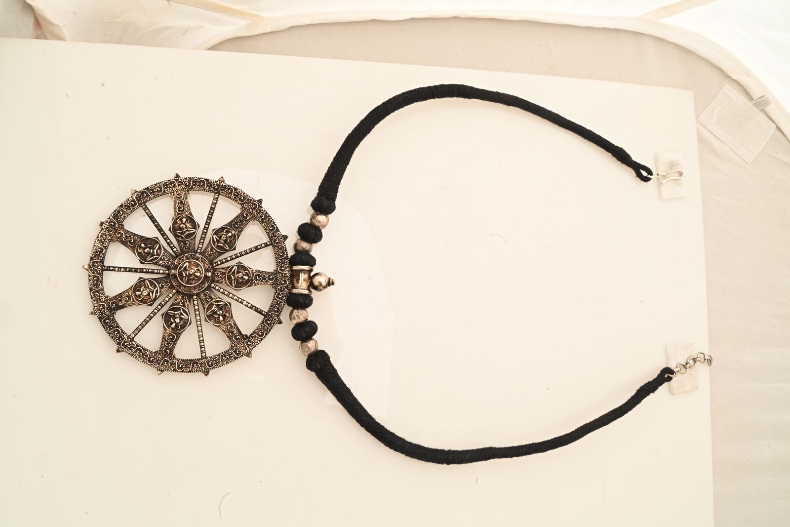 Set XXIV — Folk — jewellery set by Krttika Studio — image 3