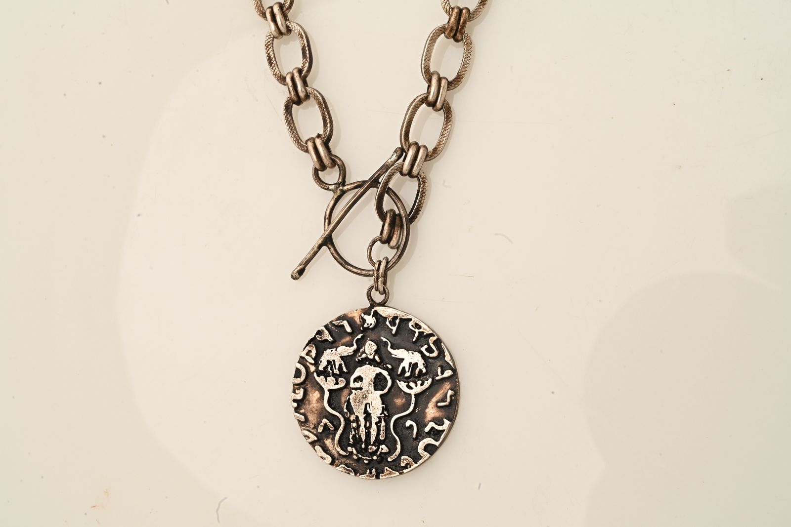 Set VIII — Frieze — jewellery set by Krttika Studio — image 4